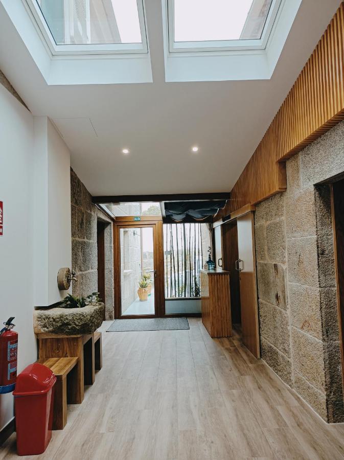 Albergue Hostel Nuestra Senora Del Camino Комбаро Екстериор снимка