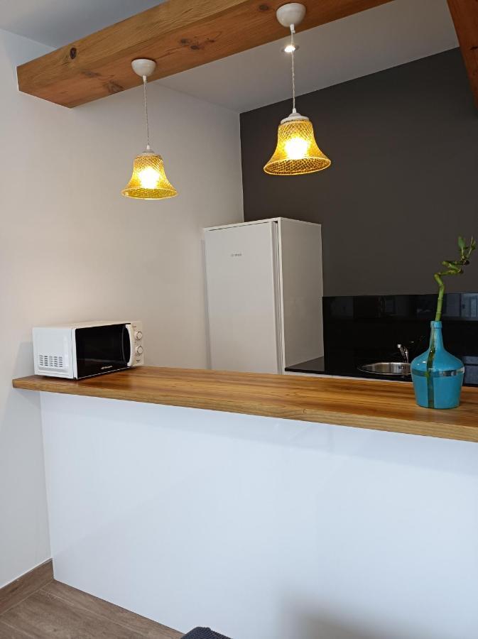 Albergue Hostel Nuestra Senora Del Camino Комбаро Екстериор снимка