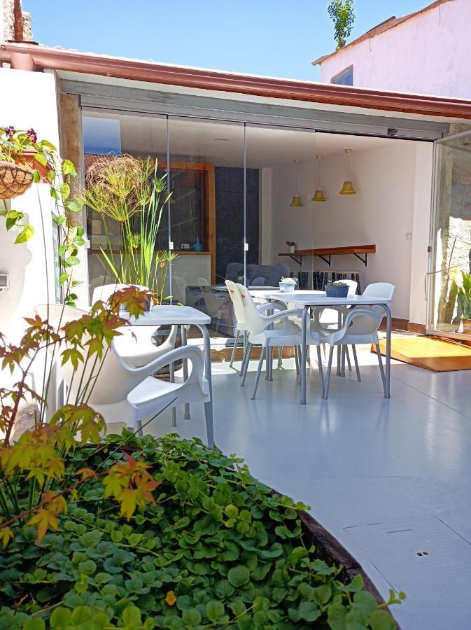 Albergue Hostel Nuestra Senora Del Camino Комбаро Екстериор снимка